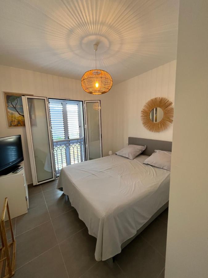 Appart Avec Terrasse Vue Sur Mer Exceptionnelle LʼÎle-Rousse 外观 照片
